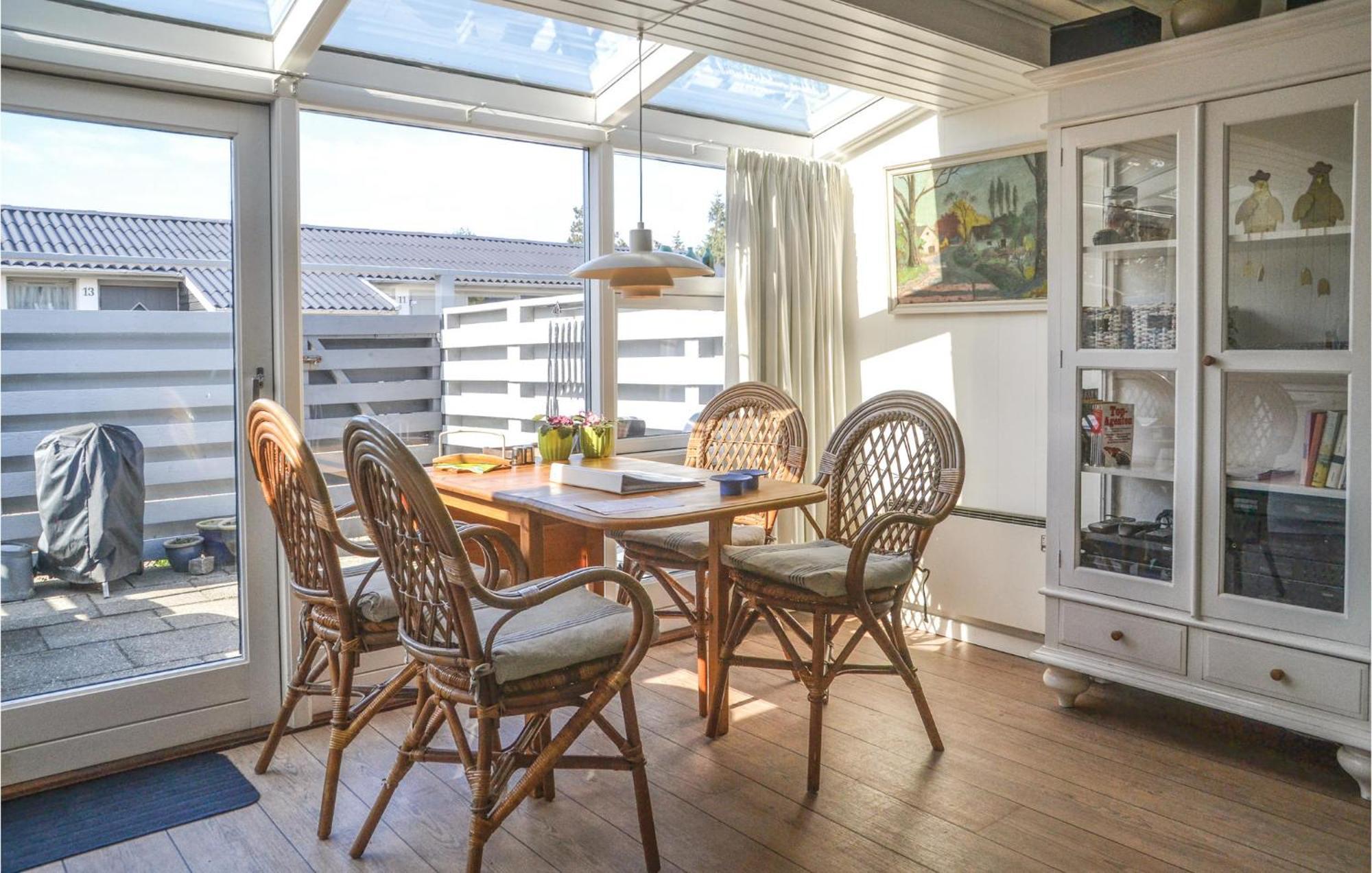 Beautiful Apartment In Vejers Strand With Wifi Екстер'єр фото